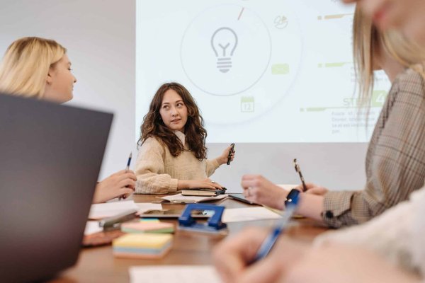 Publicité en ligne : quelle agence SEA choisir ?