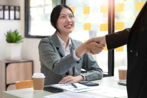 Quels sont les soft skills essentiels pour briller en entreprise ?